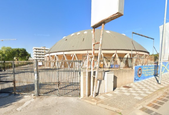 Esterno del Palasport Giovanni Paolo II